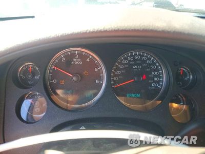Zdjęcie 9 z 13 samochodu: 2011 GMC YUKON XL DENALI VIN:1GKS2MEFXBR315074 - miniatura