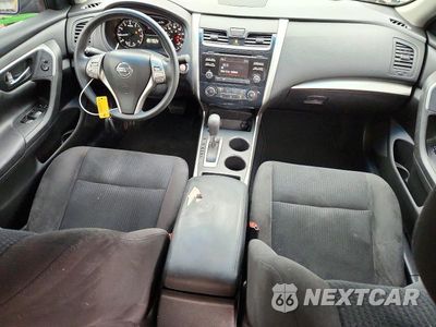 Zdjęcie 8 z 12 samochodu: 2015 NISSAN ALTIMA 2.5 S VIN:1N4AL3AP6FC447308 - miniatura