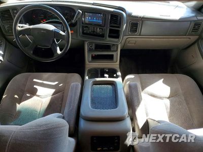 Zdjęcie 8 z 14 samochodu: 2003 CHEVROLET TAHOE K1500 VIN:1GNEK13T33R162465 - miniatura
