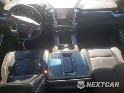 Zdjęcie 8 z 13 samochodu: 2018 CHEVROLET SUBURBAN K1500 LT VIN:1GNSKHKC2JR138474 - miniatura