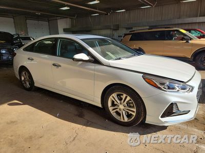 Czwarte zdjęcie samochodu z boku: 2018 HYUNDAI SONATA LIMITED VIN:5NPE34AF4JH667360 - miniatura