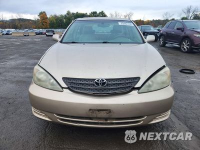 Piąte zdjęcie samochodu w środku: 2002 TOYOTA CAMRY VIN:JTDBF30K220003964 - miniatura
