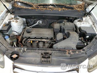 Zdjęcie 12 z 13 samochodu: 2012 HYUNDAI SANTA FE GLS VIN:5XYZGDAB9CG116175 - miniatura