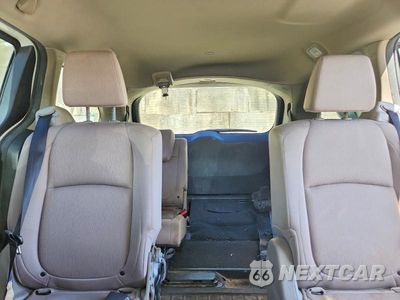 Zdjęcie 10 z 13 samochodu: 2018 HONDA ODYSSEY LX VIN:5FNRL6H26JB110805 - miniatura