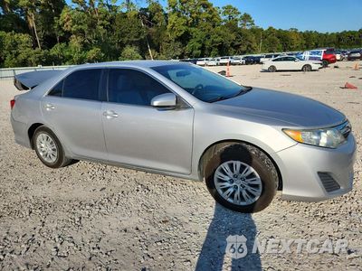 Czwarte zdjęcie samochodu z boku: 2014 TOYOTA CAMRY LE VIN:4T4BF1FK5ER369427 - miniatura
