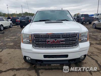 Piąte zdjęcie samochodu w środku: 2014 GMC SIERRA K2500 DENALI VIN:1GT125EG6EF159482 - miniatura