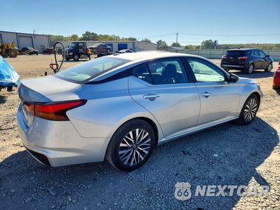 Trzecie zdjęcie samochodu z tyłu: 2025 NISSAN ALTIMA SV VIN:1N4BL4DV0SN366257 - miniatura