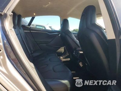Zdjęcie 10 z 12 samochodu: 2016 TESLA MODEL S VIN:5YJSA1E10GF132541 - miniatura