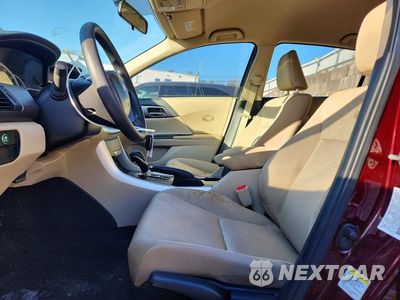 Zdjęcie 7 z 13 samochodu: 2014 HONDA ACCORD LX VIN:1HGCR2F39EA220255 - miniatura