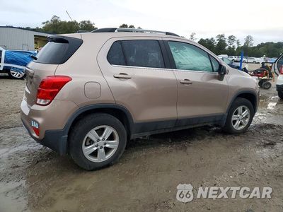 Trzecie zdjęcie samochodu z tyłu: 2019 CHEVROLET TRAX 1LT VIN:3GNCJPSB3KL115142 - miniatura
