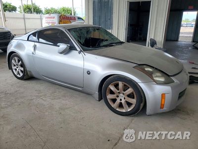 Czwarte zdjęcie samochodu z boku: 2005 NISSAN 350Z BASE VIN:JN1AZ34D05M603073 - miniatura