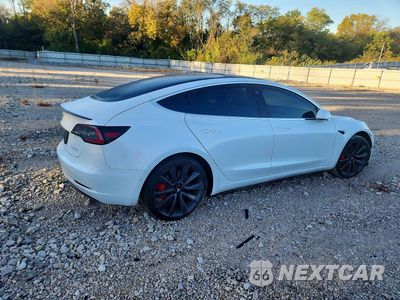 Trzecie zdjęcie samochodu z tyłu: 2020 TESLA MODEL 3 VIN:5YJ3E1EC9LF641404 - miniatura