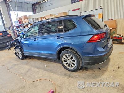 Drugie zdjęcie samochodu z przodu: 2018 VOLKSWAGEN TIGUAN S VIN:3VV0B7AX1JM105838 - miniatura