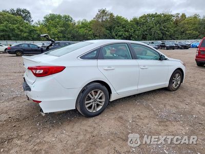 Trzecie zdjęcie samochodu z tyłu: 2017 HYUNDAI SONATA SE VIN:5NPE24AFXHH500398 - miniatura