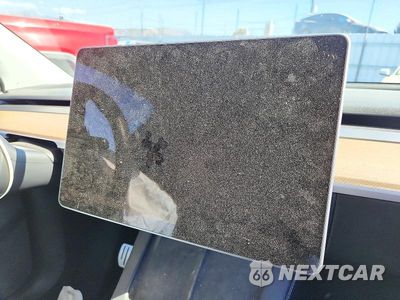 Zdjęcie 9 z 14 samochodu: 2023 TESLA MODEL Y VIN:7SAYGDEF6PF707556 - miniatura