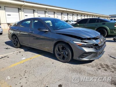 Czwarte zdjęcie samochodu z boku: 2026 HYUNDAI ELANTRA SEL SPORT VIN:KMHLM4DGXTU216284 - miniatura