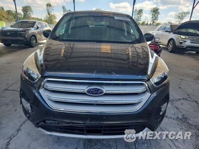 Piąte zdjęcie samochodu w środku: 2019 FORD ESCAPE SE VIN:1FMCU0GD9KUA58898 - miniatura