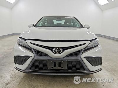 Piąte zdjęcie samochodu w środku: 2022 TOYOTA CAMRY SE VIN:4T1T11AK2NU046344 - miniatura