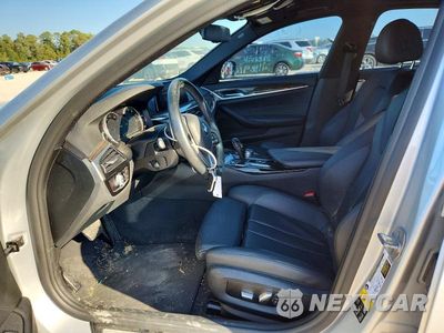 Zdjęcie 7 z 13 samochodu: 2019 BMW 530 XI VIN:WBAJA7C54KWW06562 - miniatura