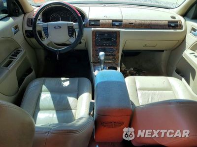 Zdjęcie 8 z 12 samochodu: 2005 FORD FIVE HUNDRED SEL VIN:1FAFP241X5G100566 - miniatura