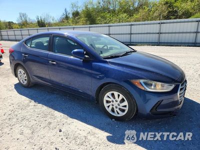Czwarte zdjęcie samochodu z boku: 2017 HYUNDAI ELANTRA SE VIN:5NPD74LF1HH101292 - miniatura