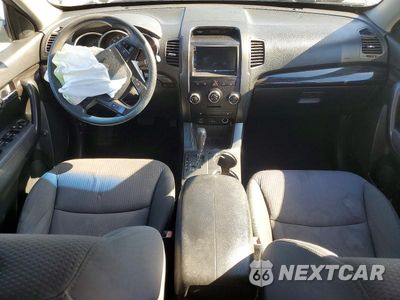 Zdjęcie 8 z 14 samochodu: 2011 KIA SORENTO LX VIN:5XYKT4A18BG080014 - miniatura
