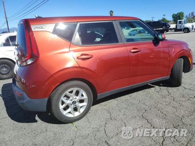 Trzecie zdjęcie samochodu z tyłu: 2021 KIA SOUL S VIN:KNDJ23AU8M7773202 - miniatura
