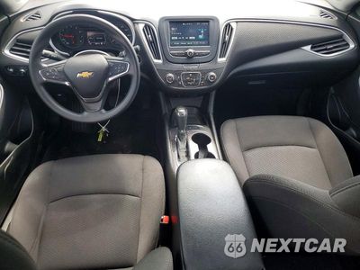 Zdjęcie 8 z 12 samochodu: 2018 CHEVROLET MALIBU LS VIN:1G1ZB5ST9JF283205 - miniatura