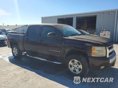 Czwarte zdjęcie samochodu z boku: 2008 CHEVROLET SILVERADO K1500 VIN:2GCEK133081124295 - miniatura