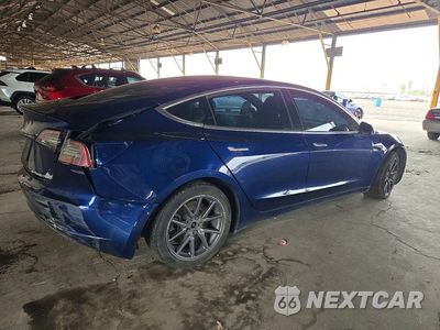 Trzecie zdjęcie samochodu z tyłu: 2019 TESLA MODEL 3 VIN:5YJ3E1EA4KF299681 - miniatura