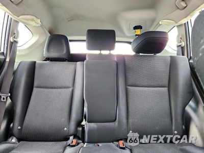 Zdjęcie 10 z 13 samochodu: 2016 TOYOTA RAV4 LE VIN:JTMBFREV0GJ058064 - miniatura