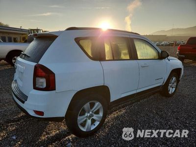 Trzecie zdjęcie samochodu z tyłu: 2015 JEEP COMPASS SPORT VIN:1C4NJDBB5FD316827 - miniatura