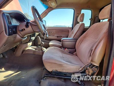 Zdjęcie 7 z 12 samochodu: 2003 TOYOTA TACOMA V6 VIN:5TEWN72N03Z209837 - miniatura