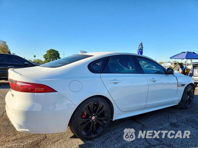 Trzecie zdjęcie samochodu z tyłu: 2022 JAGUAR XF R-DYNAMIC SE VIN:SAJBL4GX8NCY90958 - miniatura