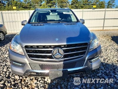 Piąte zdjęcie samochodu w środku: 2015 MERCEDES-BENZ ML 350 4MATIC VIN:4JGDA5HB0FA608083 - miniatura
