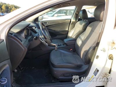 Zdjęcie 7 z 12 samochodu: 2011 HYUNDAI SONATA SE VIN:5NPEC4AC0BH048522 - miniatura