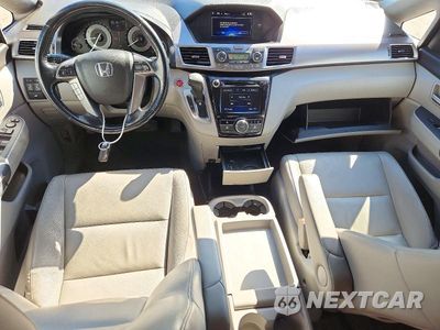 Zdjęcie 8 z 14 samochodu: 2017 HONDA ODYSSEY EXL VIN:5FNRL5H61HB017178 - miniatura