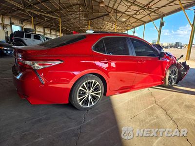 Trzecie zdjęcie samochodu z tyłu: 2020 TOYOTA CAMRY SE VIN:4T1G31AK3LU011398 - miniatura