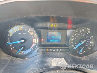 Zdjęcie 9 z 12 samochodu: 2015 FORD FUSION S VIN:3FA6P0G72FR299918 - miniatura