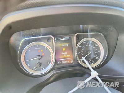 Zdjęcie 9 z 12 samochodu: 2018 NISSAN TITAN XD SV VIN:1N6BA1F47JN529940 - miniatura