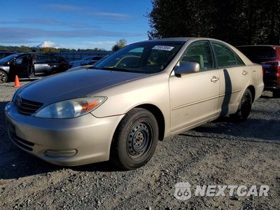 2004 TOYOTA CAMRY LE 4T1BE32K94U888560 - główne zdjęcie licytacji z USA - miniatura