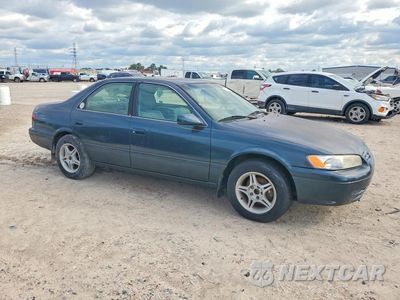 Czwarte zdjęcie samochodu z boku: 1998 TOYOTA CAMRY LE V6 VIN:JT2BF22K3W0145469 - miniatura