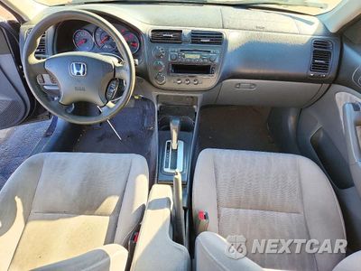 Zdjęcie 8 z 13 samochodu: 2005 HONDA CIVIC LX VIN:JHMES16555S005357 - miniatura