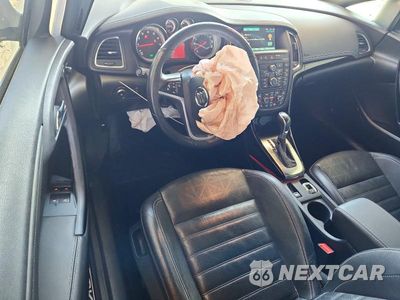 Zdjęcie 8 z 12 samochodu: 2017 BUICK CASCADA PREMIUM VIN:W04WH3N51HG094458 - miniatura
