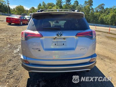 Zdjęcie 6 z 14 samochodu: 2018 TOYOTA RAV4 XLE VIN:JTMWFREV6JD133566 - miniatura