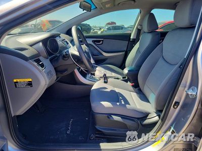 Zdjęcie 7 z 12 samochodu: 2012 HYUNDAI ELANTRA GLS VIN:KMHDH4AE3CU357533 - miniatura