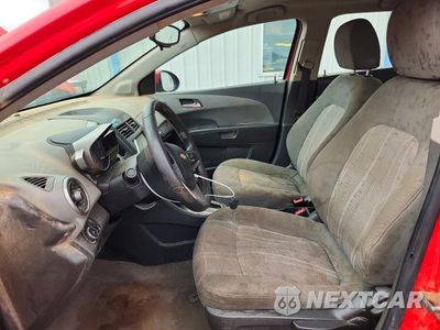 Zdjęcie 7 z 12 samochodu: 2016 CHEVROLET SONIC LT VIN:1G1JC6SH8G4165260 - miniatura