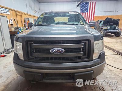 Piąte zdjęcie samochodu w środku: 2014 FORD F150 SUPER CAB VIN:1FTFX1EF2EKD94704 - miniatura