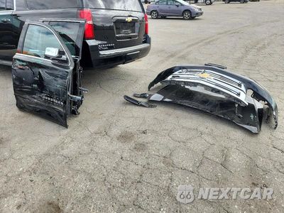 Zdjęcie 13 z 14 samochodu: 2017 CHEVROLET SUBURBAN C1500 PREMIER VIN:1GNSCJKC7HR156077 - miniatura