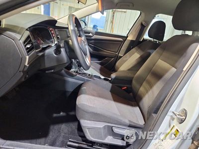 Zdjęcie 7 z 12 samochodu: 2019 VOLKSWAGEN JETTA S VIN:3VWC57BU3KM088143 - miniatura